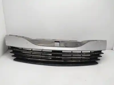 Автозапчасти б/у передняя решетка за RENAULT LAGUNA II (BG0) Authentique 101 CV / 74 KW ссылки OEM IAM 8200390126  