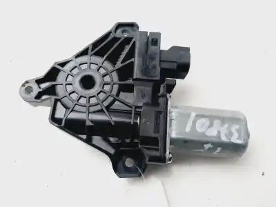 Автозапчастина б/у двиг скла задне ліво для jeep renegade longitude 4x2 посилання на oem iam 68268766aa  