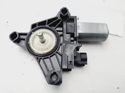 Автозапчастина б/у двиг скла задне ліво для jeep renegade longitude 4x2 посилання на oem iam 68268766aa  