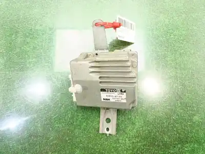 Pièce détachée automobile d'occasion MODULE ÉLECTRONIQUE pour TOYOTA COROLLA (E12) 2.0 D-4D Sol Sedán Références OEM IAM 8965002150  