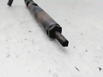 Peça sobressalente para automóvel em segunda mão INJETOR por RENAULT MEGANE II BERLINA 5P Confort Dynamique Referências OEM IAM 8200365186  