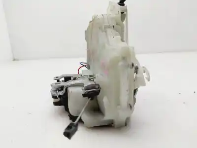 Peça sobressalente para automóvel em segunda mão FECHADURA DA PORTA TRASEIRA ESQUERDA por SKODA OCTAVIA BERLINA (1U2) Ambiente Referências OEM IAM 3B4839015A  