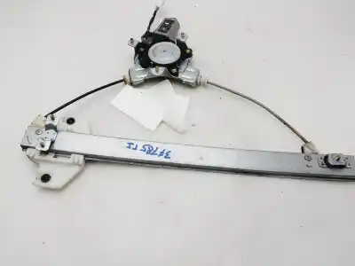 Recambio de automóvil de segunda mano de ELEVALUNAS TRASERO IZQUIERDO para HYUNDAI MATRIX (FC) 1.5 CRDi 16V GLS referencias OEM IAM 9881017200  
