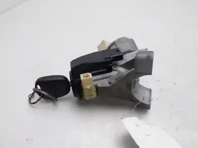 Pièce détachée automobile d'occasion COMMUTATEUR D'ALLUMAGE pour TOYOTA YARIS (KSP9/SCP9/NLP9) Básico Références OEM IAM N0502241  