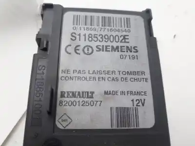 Gebrauchtes Autoersatzteil STARTSCHALTER zum RENAULT MEGANE II CLASSIC BERLINA Confort Authentique 106 CV / 78 KW OEM-IAM-Referenzen 8200125077  