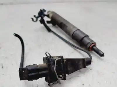 Pezzo di ricambio per auto di seconda mano INIETTORE per VOLKSWAGEN GOLF IV BERLINA (1J1) Edition (Dieselmotor) Riferimenti OEM IAM 028130201S  