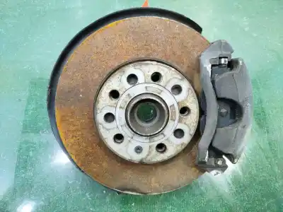 Pièce détachée automobile d'occasion MOYEU DE ROUE AVANT DROITE pour AUDI A3 (8V) Ambition Références OEM IAM 5WA407256  