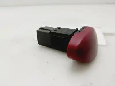 Peça sobressalente para automóvel em segunda mão INTERRUPTOR 4 PISCAS - EMERGÊNCIA por PEUGEOT 206 BERLINA 206 5P XR 75 Referências OEM IAM 9643213777  