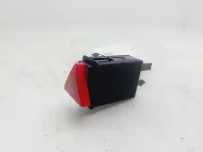 Second-hand car spare part hazard warning lights for skoda octavia combi (1u5) tour 90 cv / 66 kw oem iam references 1u0953235b   Second-hand car spare part hazard warning lights for skoda octavia combi (1u5) tour 90 cv / 66 kw oem iam references 1u0953235b