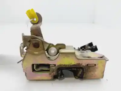 Pezzo di ricambio per auto di seconda mano serratura porta anteriore sinistra per renault 19 hatchback (b/c53) tr riferimenti oem iam 7701030065  