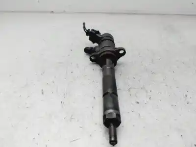 Pièce détachée automobile d'occasion injecteur pour peugeot 407 sw sr confort références oem iam 0445110187  
