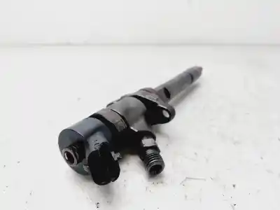 Pezzo di ricambio per auto di seconda mano iniettore per peugeot 407 sw sr confort riferimenti oem iam 0445110187  
