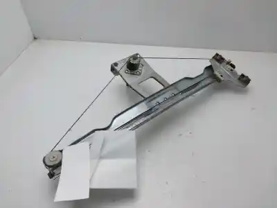 Second-hand car spare part passenger side right window regulator for dacia sandero ambiance oem iam references 8200733825  