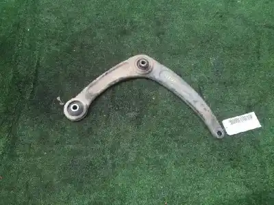 Second-hand car spare part FRONT LEFT LOWER SUSPENSION ARM for PEUGEOT 307 (S1)  OEM IAM references 3520S2  