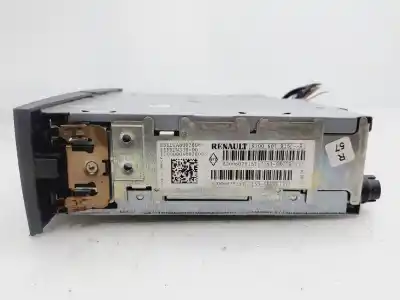 Pezzo di ricambio per auto di seconda mano impianto audio / radio cd per renault clio iii expression riferimenti oem iam 8200607915b  