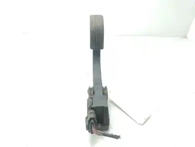 Second-hand car spare part accelerator pedal for mahindra goa 110 cv / 81 kw oem iam references 683200303