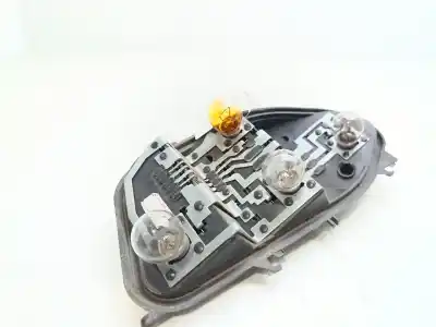 Pezzo di ricambio per auto di seconda mano portalampada per renault clio iii expression riferimenti oem iam 89035086  