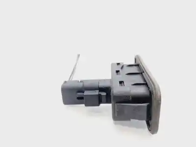 Second-hand car spare part tailgate back door handle for renault modus confort dynamique 98 cv / 72 kw oem iam references 8200076256  