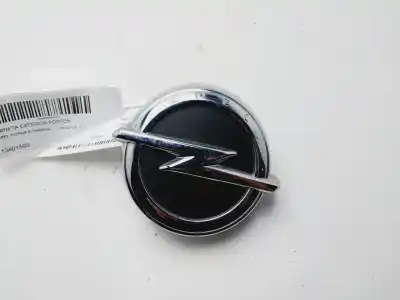 Second-hand car spare part tailgate back door handle for opel corsa e selective oem iam references 13401593  