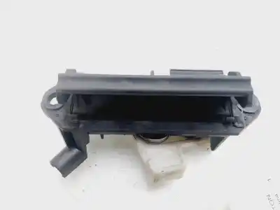 Second-hand car spare part Tailgate Back Door Handle for TOYOTA COROLLA (E12) 2.0 D-4D Linea Sol Berlina OEM IAM references 6902302010  
