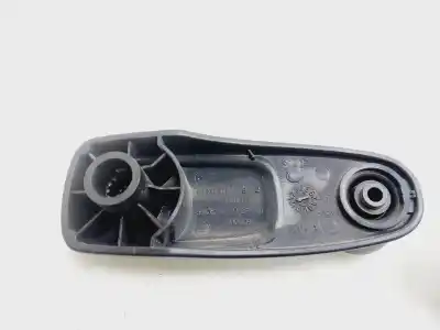 Pièce détachée automobile d'occasion MANIVELLE / POIGNÉE LÈVE VITRE ARRIÈRE DROITE pour PEUGEOT 207  Références OEM IAM 9653797777  