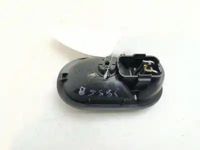 Second-hand car spare part interior left front handle for renault clio iii imusic confort dynamique oem iam references 8200310579  