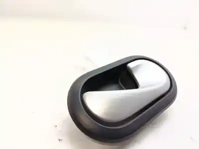 Second-hand car spare part interior right rear handle for dacia duster (hs_) 1.5 dci (hsmc) oem iam references 8200733847  
