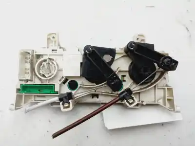 Second-hand car spare part heating / air conditioning control panel for renault clio ii fase ii (b/cb0) billabong oem iam references 8200147160  