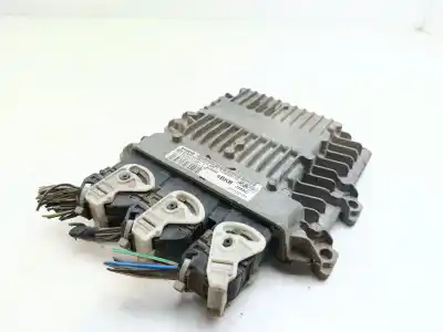 Peça sobressalente para automóvel em segunda mão centralina de motor uce por ford focus berlina (cap) trend referências oem iam 6m5112a650yb  