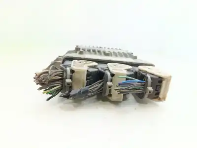 Peça sobressalente para automóvel em segunda mão centralina de motor uce por ford focus berlina (cap) trend referências oem iam 6m5112a650yb  