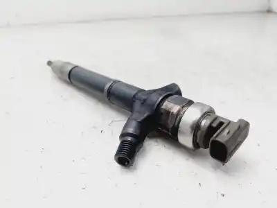 Second-hand car spare part injector for toyota auris sol oem iam references 236700r190