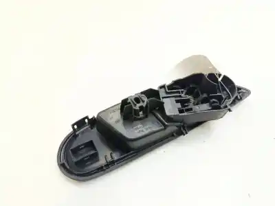 Tweedehands auto-onderdeel binnenhandgreep links voor voor ford fiesta (ccn) trend oem iam-referenties 8a61a22601bfw  
