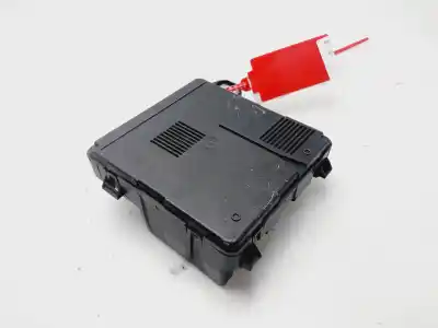 Second-hand car spare part fuse box unit for renault megane ii sedán (lm0/1_) 1.5 dci (lm0f, lm0t, lm2b) oem iam references 8200306033a  