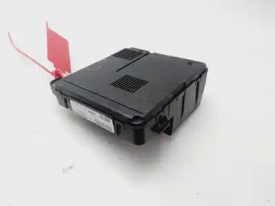 Second-hand car spare part FUSE BOX UNIT for RENAULT MEGANE II SEDÁN (LM0/1_)  OEM IAM references 8200306033A  