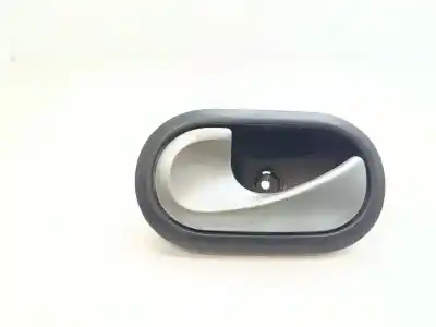 Автозапчастина б/у ліва передня внутрішня ручка для renault clio iii expression посилання на oem iam 8200310579 Автозапчастина б/у ліва передня внутрішня ручка для renault clio iii expression посилання на oem iam 8200310579