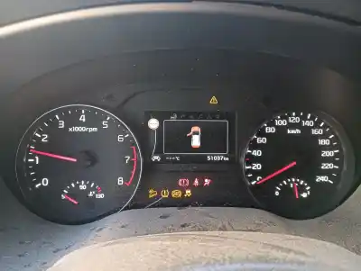 Recambio de automóvil de segunda mano de MOTOR COMPLETO para KIA SPORTAGE  referencias OEM IAM D4FE  