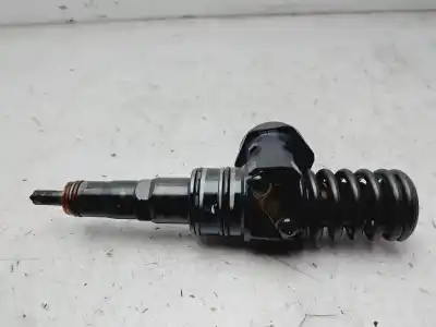 Peça sobressalente para automóvel em segunda mão injetor por volkswagen polo (9n1) highline referências oem iam 038130073aj