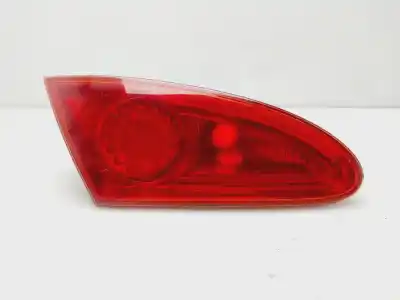 Pezzo di ricambio per auto di seconda mano LUCE DI CODA INTERNA SINISTRA per SEAT LEON (1P1) 2.0 TDI 16V Riferimenti OEM IAM 1P0945093  