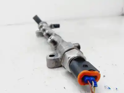 Peça sobressalente para automóvel em segunda mão régua / rampa de injetores por audi a3 (8v) ambition referências oem iam 04l089b  