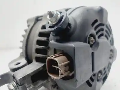 Pièce détachée automobile d'occasion Alternateur pour TOYOTA AURIS Sol Références OEM IAM 270600R011  