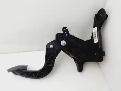 Peça sobressalente para automóvel em segunda mão pedal da embreagem por peugeot 208 (p2) allure referências oem iam 9824262180