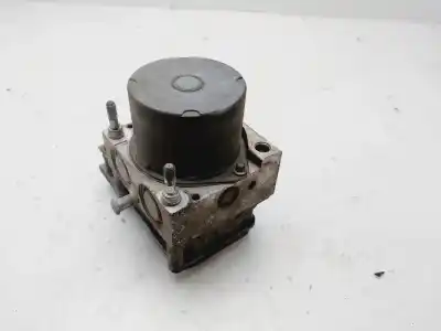 Pezzo di ricambio per auto di seconda mano abs per renault clio ii fase ii (b/cb0) billabong riferimenti oem iam 8200229137  