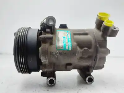 Peça sobressalente para automóvel em segunda mão compressor de ar condicionado a/a a/c por renault clio ii fase ii (b/cb0) expression referências oem iam 8200037058  