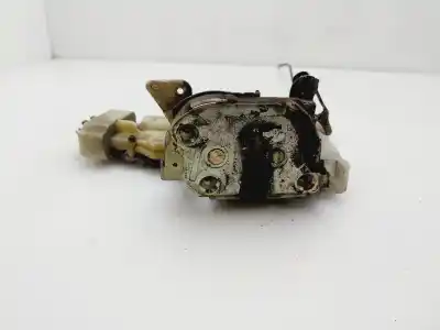 Автозапчастина б/у замок передніх дверей лівий для toyota yaris (ncp1/nlp1/scp1) 1.4 d-4d linea luna посилання на oem iam 6932052030  