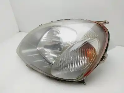 Second-hand car spare part left headlight for toyota yaris (ncp1/nlp1/scp1) 1.4 d-4d linea luna oem iam references 811700d011  
