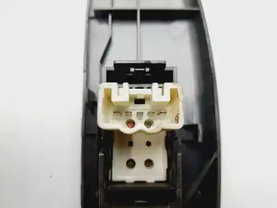 Автозапчастина б/у передній правий віконний вимикач для toyota yaris (ncp1/nlp1/scp1) 1.4 d-4d linea luna посилання на oem iam 8481012080  