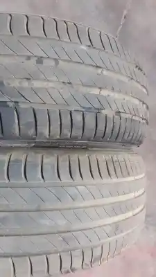 Recambio de automóvil de segunda mano de NEUMATICO para MERCEDES-BENZ CLASE E (W211) BERLINA E 240 (211.061) 177 CV / 130 KW referencias OEM IAM 22555R16  