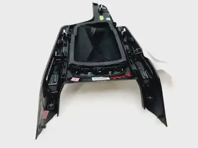 Peça sobressalente para automóvel em segunda mão forra da alavanca de velocidades por peugeot 308 access referências oem iam 9677993380