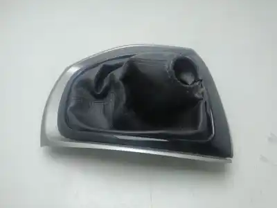 Second-hand car spare part gear lever trim for nissan x-trail (t32) acenta oem iam references 969tv4ce0a