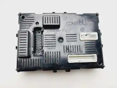 Second-hand car spare part electronic module for renault clio iii imusic confort dynamique oem iam references 8200343732  